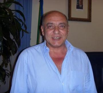 Il sindaco Di Bari medita di nominare solo sei assessori Il sindaco Di Bari medita di nominare solo sei assessori - Osservatorio Fasano