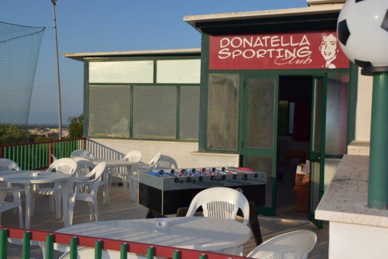 E’ nato a Fasano il centro sportivo ‘Donatella Sporting Club’ E' nato a Fasano il centro sportivo 'Donatella Sporting Club' - Osservatorio Fasano