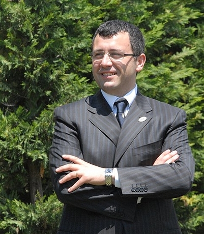 E’ il fasanese Donato Marzolla il maître più bravo d’Italia per la rivista ‘Identità Golose’ E' il fasanese Donato Marzolla il maître più bravo d'Italia per la rivista 'Identità Golose' - Osservatorio Fasano