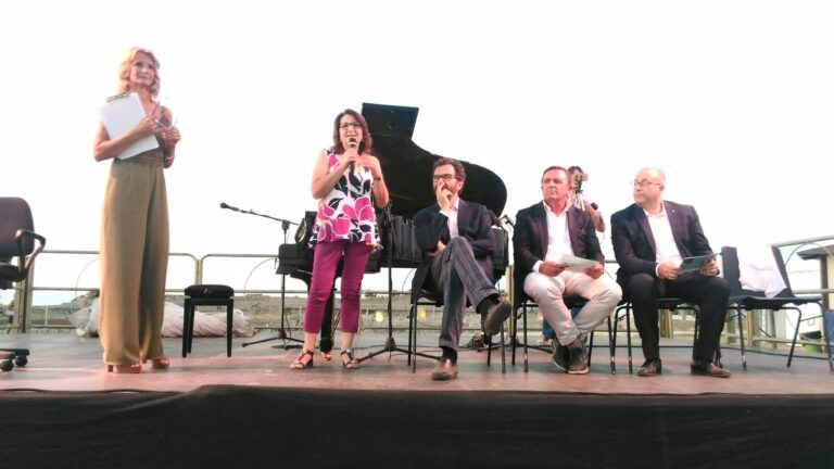 Inaugurato il progetto 'Drawing Egnazia, lo spettacolo dell'archeologia' - Osservatorio Fasano