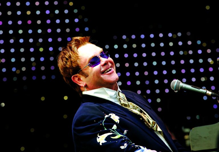 Timberlake-Biel: è il giorno delle nozze. Nella notte si è tenuto il concerto di Elton John. Timberlake-Biel: è il giorno delle nozze. Nella notte si è tenuto il concerto di Elton John. - Osservatorio Fasano