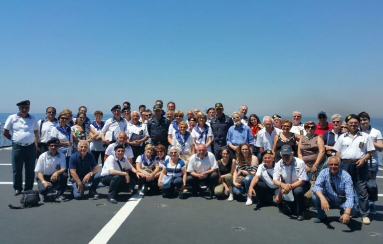 L'Anmi di Fasano in visita alla nave 'Francesco Mimbelli' - Osservatorio Fasano