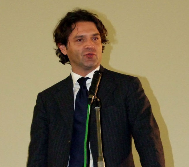 Mancano i marciapiedi alla stazione e Fabiano Amati scrive al sindaco Mancano i marciapiedi alla stazione e Fabiano Amati scrive al sindaco - Osservatorio Fasano