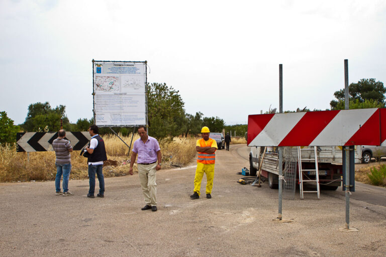 Iniziati i lavori per il cavalcaferrovia a Pozzo faceto Iniziati i lavori per il cavalcaferrovia a Pozzo faceto - Osservatorio Fasano