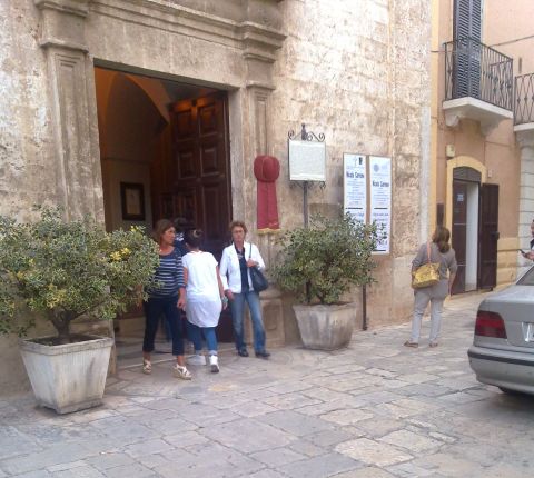 Oggi, 5 ottobre, l’ultimo saluto della città a Nicola Carrone Oggi, 5 ottobre, l'ultimo saluto della città a Nicola Carrone - Osservatorio Fasano