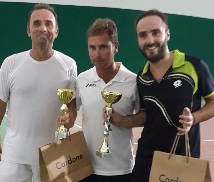 Marco Demola vince il quarto trofeo di tennis ‘Icos-Sc Fasano’ Marco Demola vince il quarto trofeo di tennis 'Icos-Sc Fasano' - Osservatorio Fasano