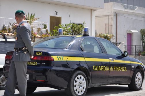 Mancato versamento dell’Iva: la Finanza sequestra beni a un istituto di vigilanza Mancato versamento dell'Iva: la Finanza sequestra beni a un istituto di vigilanza - Osservatorio Fasano