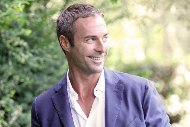 Flavio Montrucchio e la sua band per la ‘Sagra del pesce spada’ Flavio Montrucchio e la sua band per la 'Sagra del pesce spada' - Osservatorio Fasano