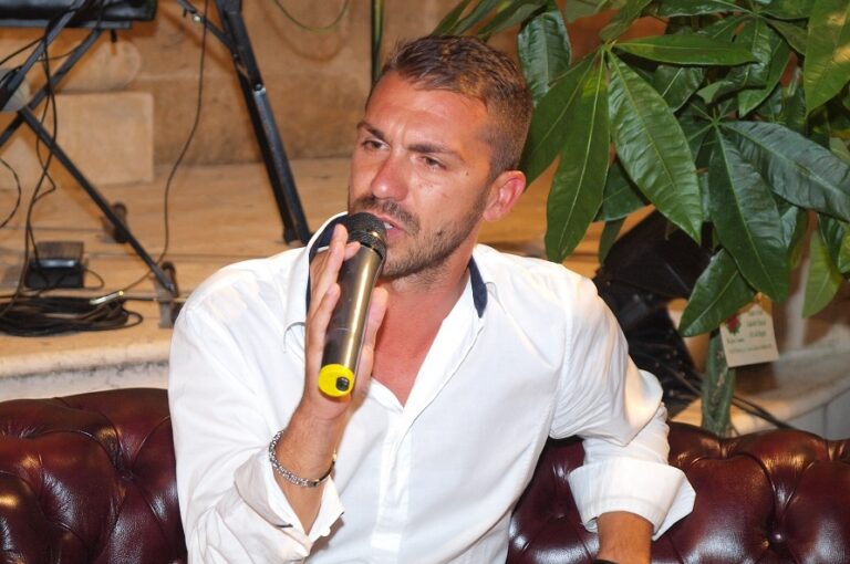 I Giovani per Fasano incontrano Gabriele Elia, vice coordinatore provinciale di Forza Italia I Giovani per Fasano incontrano Gabriele Elia, vice coordinatore provinciale di Forza Italia - Osservatorio Fasano