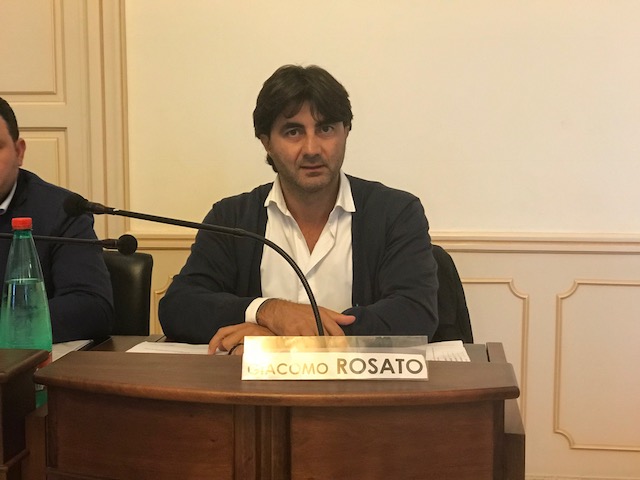 Giacomo Rosato annuncia le dimissioni da consigliere comunale Giacomo Rosato annuncia le dimissioni da consigliere comunale - Osservatorio Fasano
