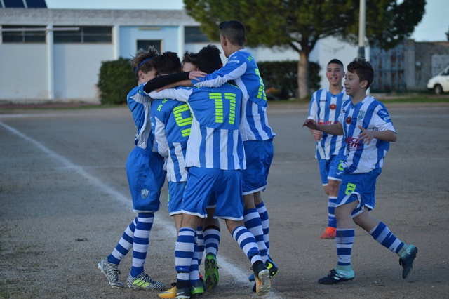 La Bs Soccer Team Fasano campione d’inverno anche tra i Giovanissimi La Bs Soccer Team Fasano campione d'inverno anche tra i Giovanissimi - Osservatorio Fasano