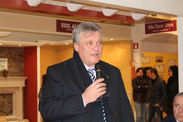 Il presidente di ‘Nuova ArtigianFaso’ difende l’architetto Claudio Galeota Il presidente di 'Nuova ArtigianFaso' difende l'architetto Claudio Galeota - Osservatorio Fasano
