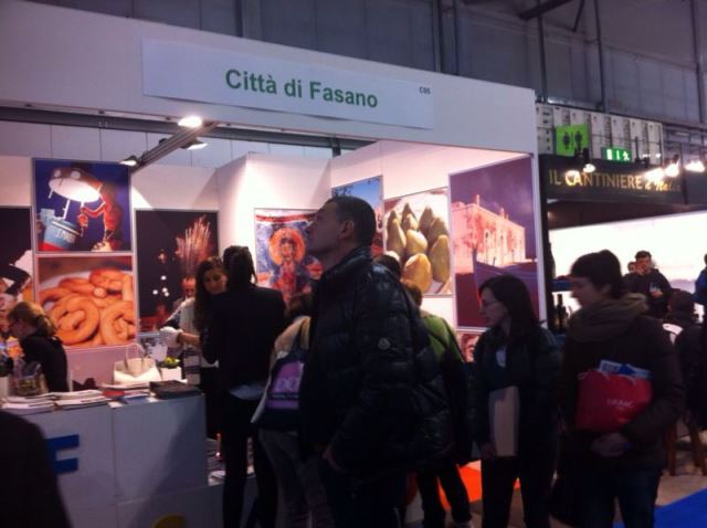 Chiusa l’edizione 2014 della Bit di Milano: folla di visitatori allo stand di Fasano Chiusa l'edizione 2014 della Bit di Milano: folla di visitatori allo stand di Fasano - Osservatorio Fasano