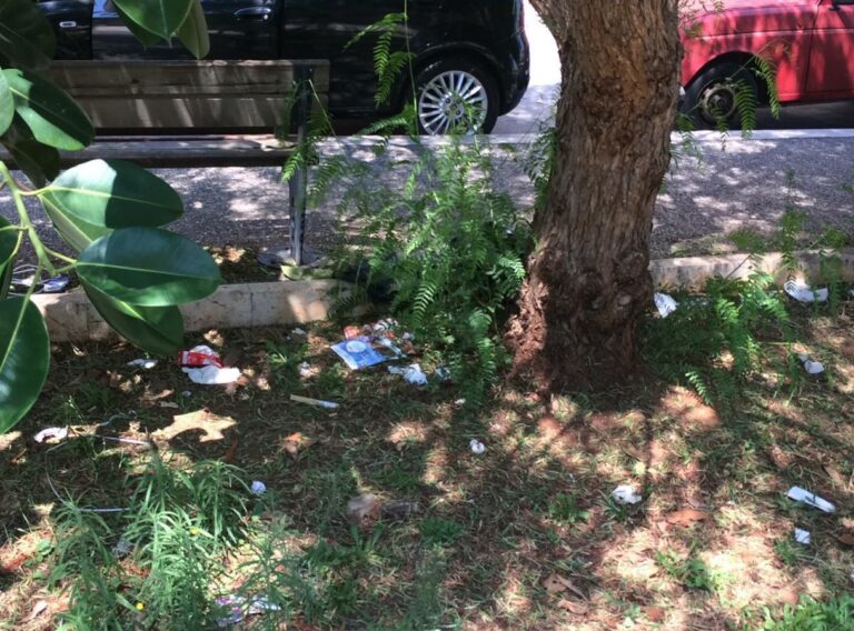 Strade sporche a Fasano: i cittadini lamentano uno scarso intervento degli operatori ecologici - Osservatorio Fasano