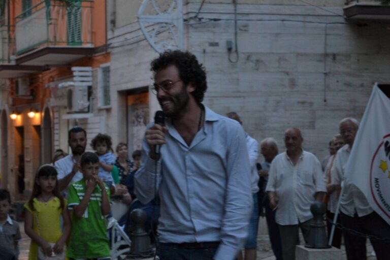 Il Movimento 5 Stelle Fasano ha ringraziato ai Portici il suo elettorato - Osservatorio Fasano