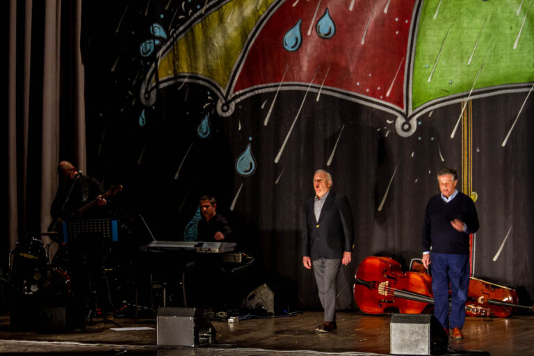 Per Cochi e Renato la vita continua ad essere bella - Osservatorio Fasano