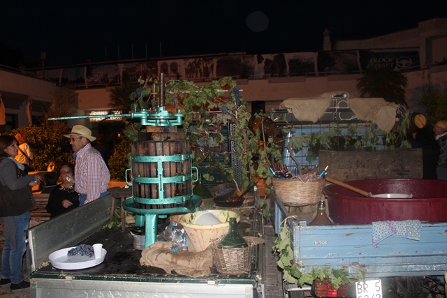 La Pro Selva omaggia la tradizione della vendemmia con la ‘Festa dell’uva’ La Pro Selva omaggia la tradizione della vendemmia con la 'Festa dell'uva' - Osservatorio Fasano