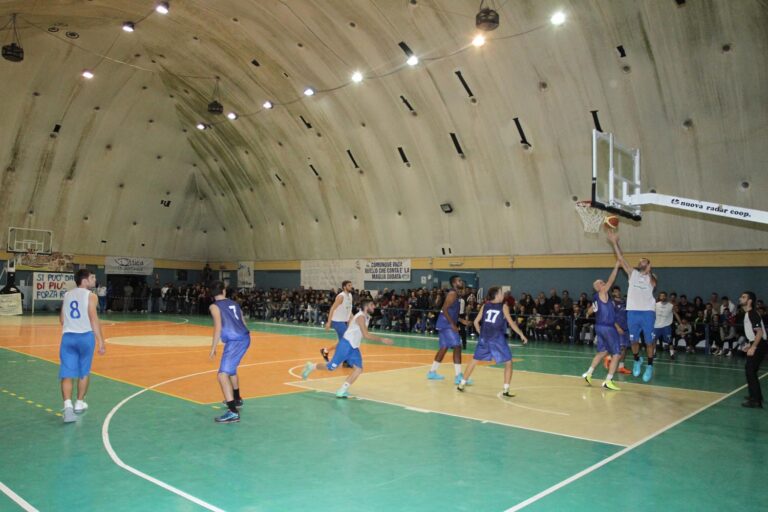 Basket Fasano: si presentano squadra e sponsor - Osservatorio Fasano