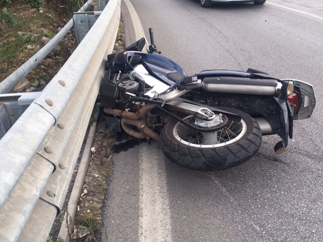 Incidente sulla Statale 172: deceduto il motociclista mesagnese coinvolto Incidente sulla Statale 172: deceduto il motociclista mesagnese coinvolto - Osservatorio Fasano
