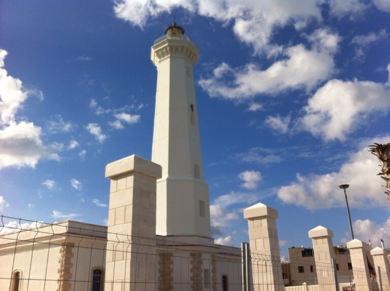 Il punto ristoro del Faro di Torre Canne assegnato al Parco delle Dune Costiere - Osservatorio Fasano