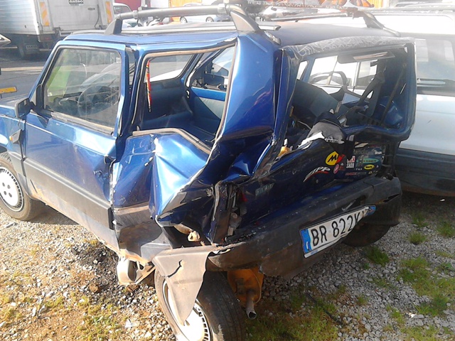 Furgone tampona auto sulla Statale 172: ferito uomo di Fasano Furgone tampona auto sulla Statale 172: ferito uomo di Fasano - Osservatorio Fasano