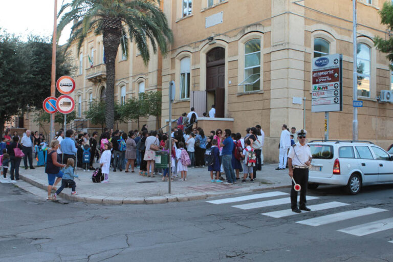 Oggi prima campanella per le scuole del territorio - Osservatorio Fasano