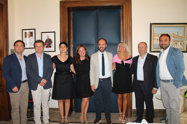 Presentata la nuova Giunta comunale di Fasano Presentata la nuova Giunta comunale di Fasano - Osservatorio Fasano