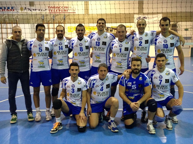 Terza vittoria consecutiva per la Polisport Il Podio Fasano Terza vittoria consecutiva per la Polisport Il Podio Fasano - Osservatorio Fasano