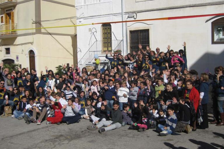 Festa del Ciao 2012: 200 bambini in Piazza Mercato Vecchio - Osservatorio Fasano