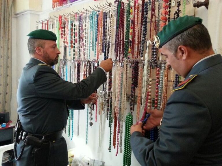 Bigiotteria e cosmetici dannosi sequestrati dalla Guardia di Finanza di Fasano - Osservatorio Fasano