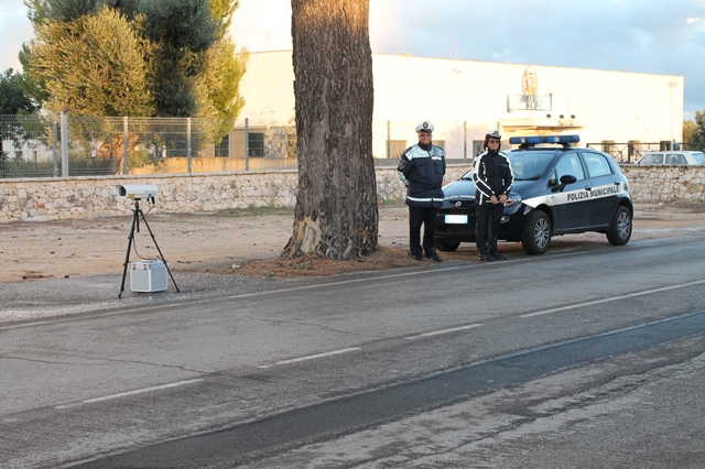 Nuovo occhio elettronico sulle strade di Fasano: controlla le polizze assicurative e le revisioni Nuovo occhio elettronico sulle strade di Fasano: controlla le polizze assicurative e le revisioni - Osservatorio Fasano