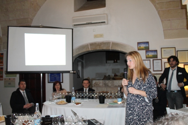 Presentati a Masseria Maccarone i vini dell’isola croata Hvar Presentati a Masseria Maccarone i vini dell'isola croata Hvar - Osservatorio Fasano