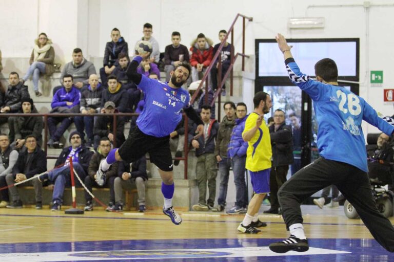 Junior Fasano contro Bolzano: ecco la prima finale scudetto Junior Fasano contro Bolzano: ecco la prima finale scudetto - Osservatorio Fasano
