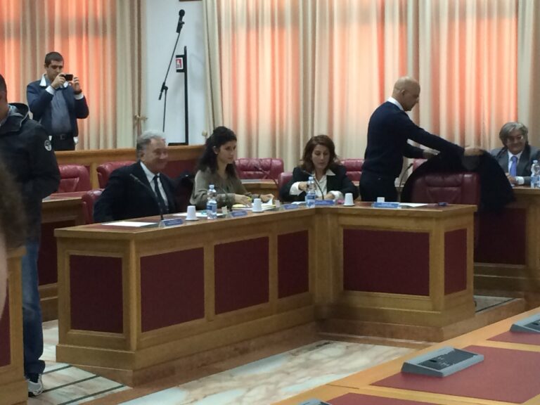 Si è insediato il nuovo consiglio provinciale di Brindisi Si è insediato il nuovo consiglio provinciale di Brindisi - Osservatorio Fasano