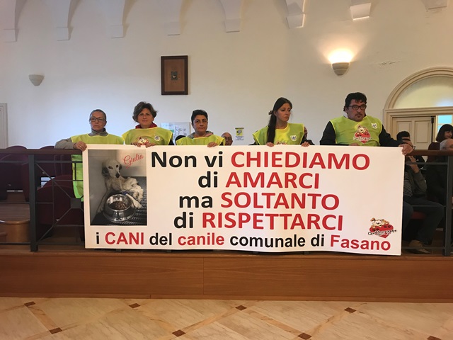 Consiglio comunale a Fasano tra nuovi ingressi, proteste e posizioni d’incompatibilità Consiglio comunale a Fasano tra nuovi ingressi, proteste e posizioni d'incompatibilità - Osservatorio Fasano