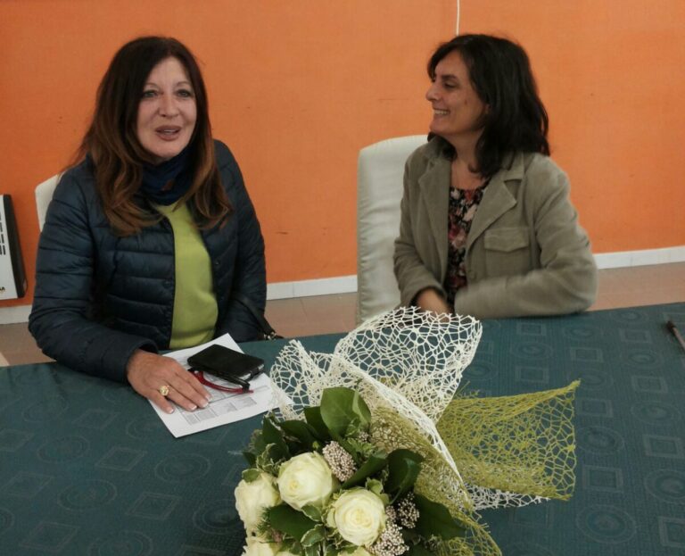 Gli studenti dell'Alberghiero di Fasano dialogano con la scrittrice Rosa Tiziana Bruno - Osservatorio Fasano