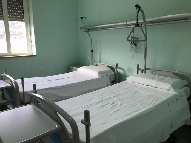Primo giorno di attività per l’ospedale di Comunità a Fasano e reparto già pieno Primo giorno di attività per l'ospedale di Comunità a Fasano e reparto già pieno - Osservatorio Fasano