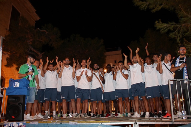 Il Fasano Calcio si è presentato alla città Il Fasano Calcio si è presentato alla città - Osservatorio Fasano