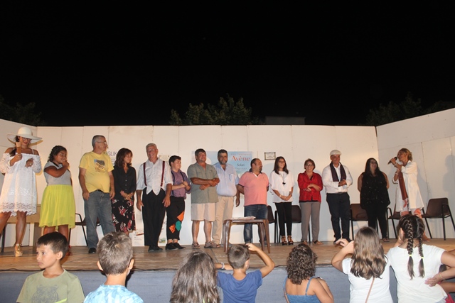 Applausi e risate a Montalbano per la commedia ‘Dott. Giambattista Berlocco’ Applausi e risate a Montalbano per la commedia 'Dott. Giambattista Berlocco' - Osservatorio Fasano