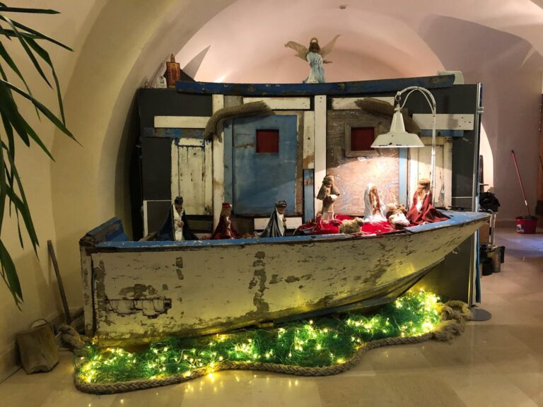 Presepe artistico realizzato a Torre Canne in mostra a Trani - Osservatorio Fasano