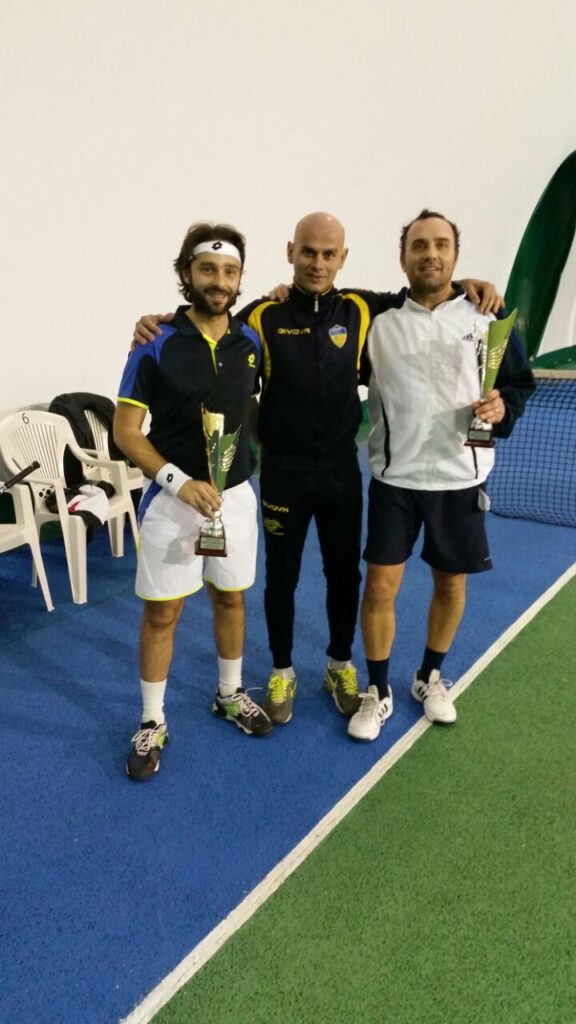 Torneo di tennis al Timo’s: vince Piero De Mola Torneo di tennis al Timo's: vince Piero De Mola - Osservatorio Fasano