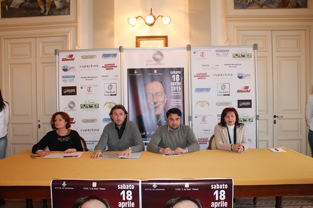 Presentato il concerto fasanese di Roberto Vecchioni Presentato il concerto fasanese di Roberto Vecchioni - Osservatorio Fasano