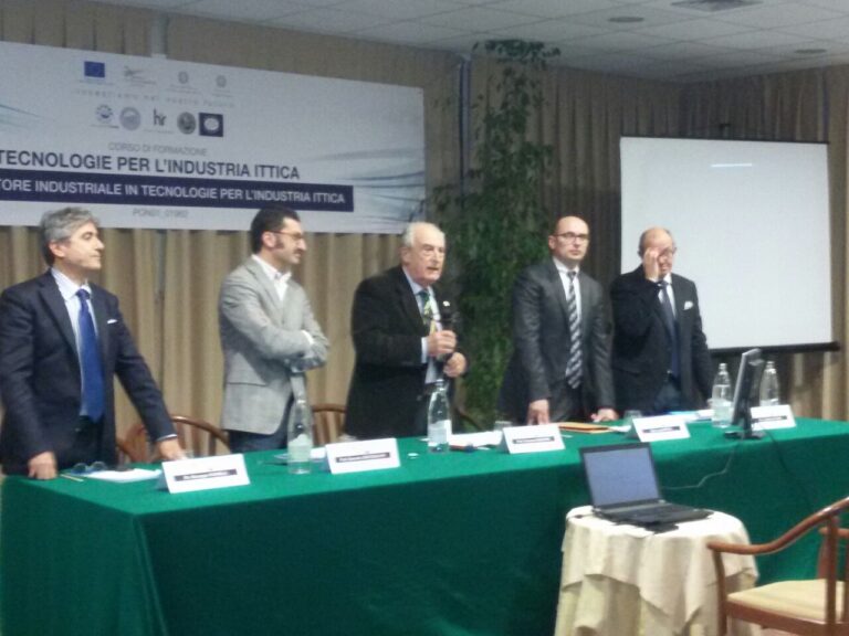 Consegnati a Masseria Pedali gli attestati del corso di formazione per tecnici ittici Consegnati a Masseria Pedali gli attestati del corso di formazione per tecnici ittici - Osservatorio Fasano