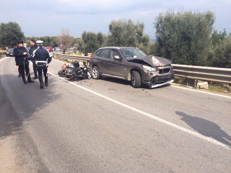 Scontro frontale tra auto e moto sulla Statale 172: ferito motociclista - Osservatorio Fasano