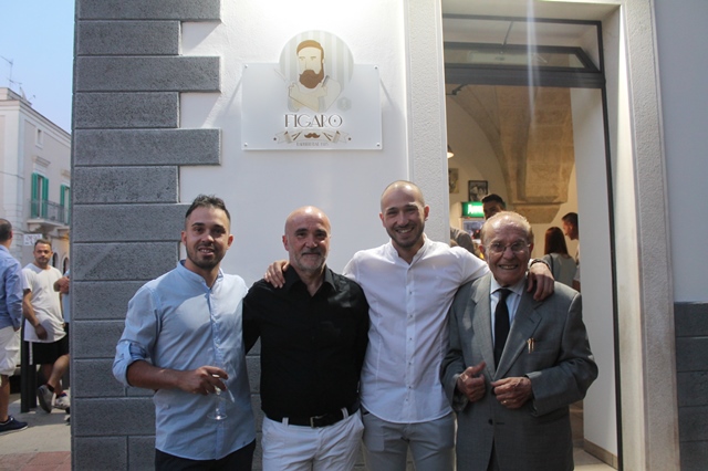 Figaro da quattro generazioni: nuovo locale a Pezze di Greco per i Giangrande Figaro da quattro generazioni: nuovo locale a Pezze di Greco per i Giangrande - Osservatorio Fasano