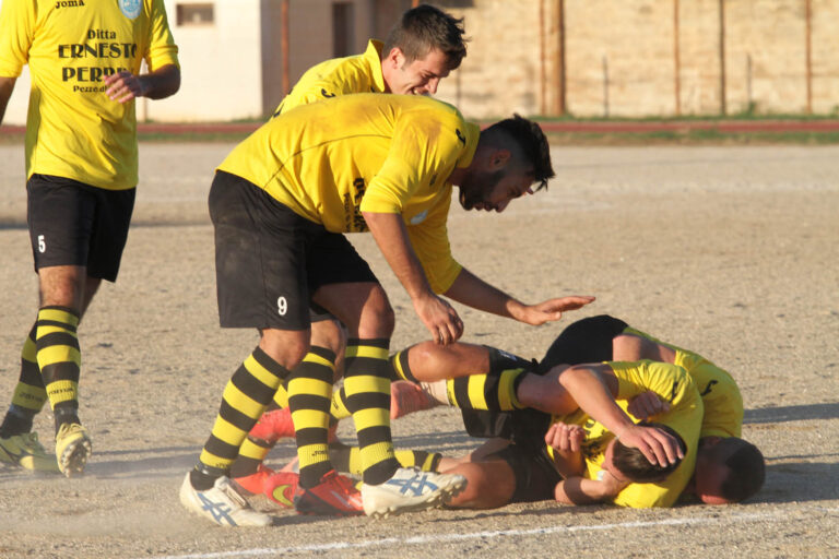 Atletico Pezze con i nervi saldi: vittoria a Capurso Atletico Pezze con i nervi saldi: vittoria a Capurso - Osservatorio Fasano