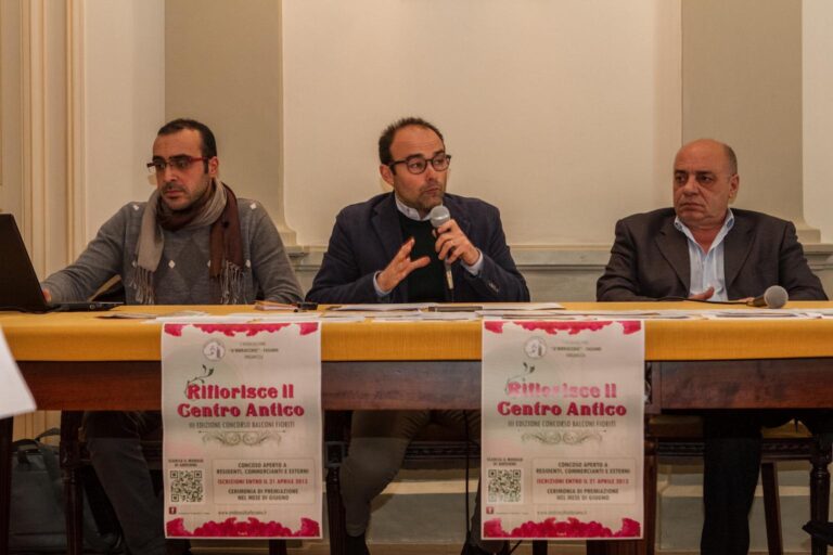 U’mbracchie e amministrazione comunale dialogano sul futuro del centro antico U'mbracchie e amministrazione comunale dialogano sul futuro del centro antico - Osservatorio Fasano