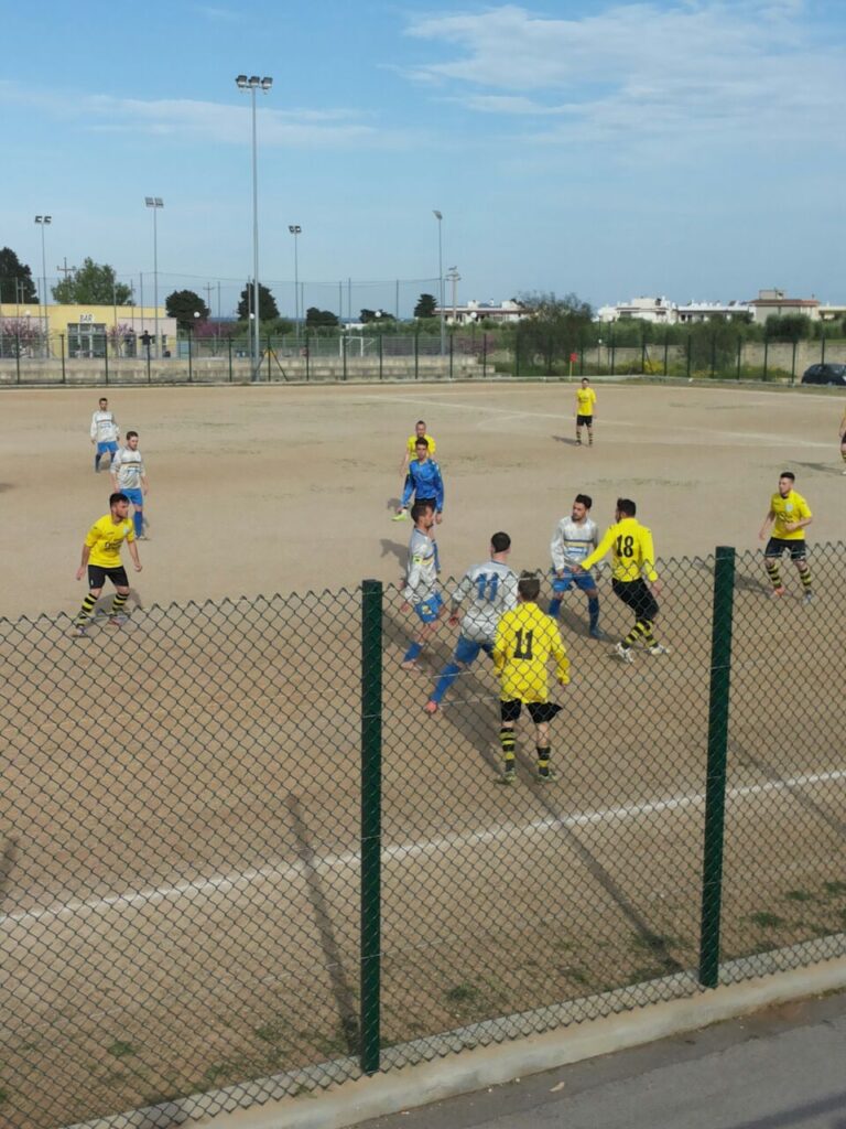 Finisce in parità il derby tra Montalbano e Atletico Pezze Finisce in parità il derby tra Montalbano e Atletico Pezze - Osservatorio Fasano