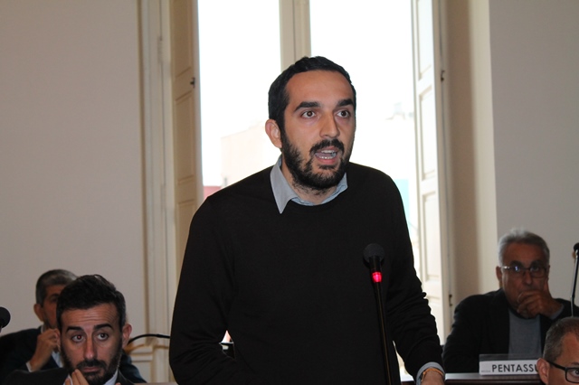 Consiglieri comunali e assessori di Fasano 2016 rispondono all’ex coordinatore Carbonaro Consiglieri comunali e assessori di Fasano 2016 rispondono all'ex coordinatore Carbonaro - Osservatorio Fasano
