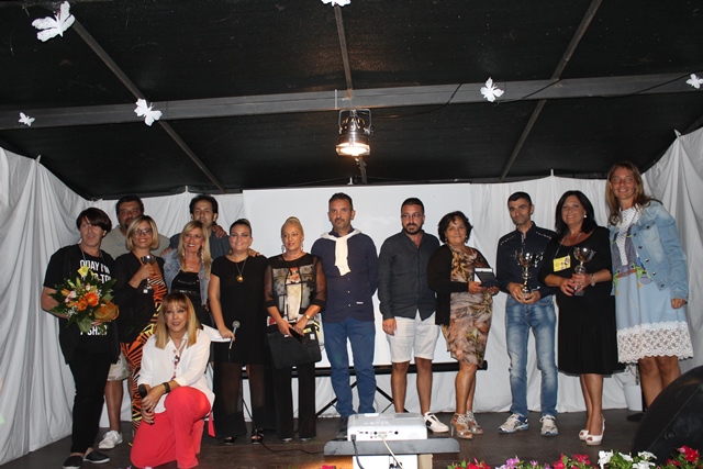 La Villetta di Laureto ha salutato l’estate con una gara canora La Villetta di Laureto ha salutato l'estate con una gara canora - Osservatorio Fasano